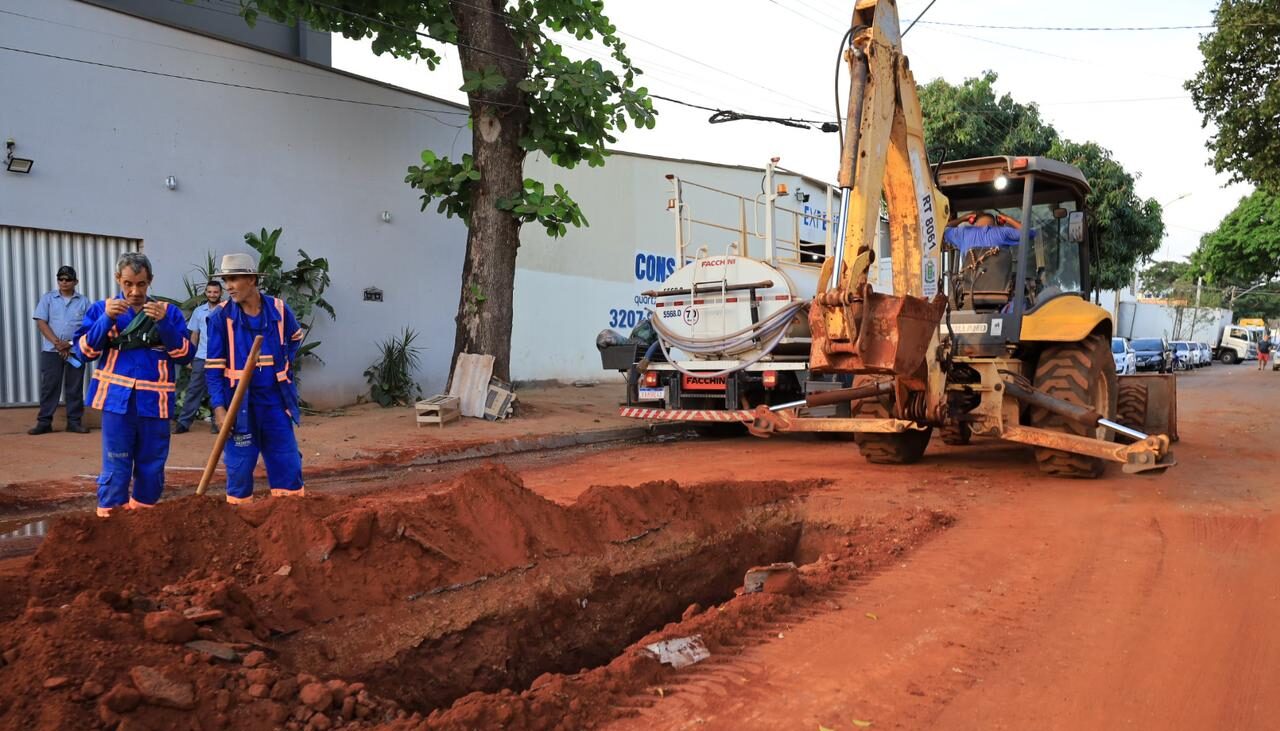 “Não iniciamos obras sem planejamento e sem a certeza de que serão entregues à população”, diz prefeito Rogério em nova rodada de vistorias