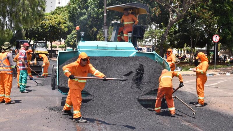 Prefeito Rogério destaca respeito a cronogramas durante vistoria em nove obras