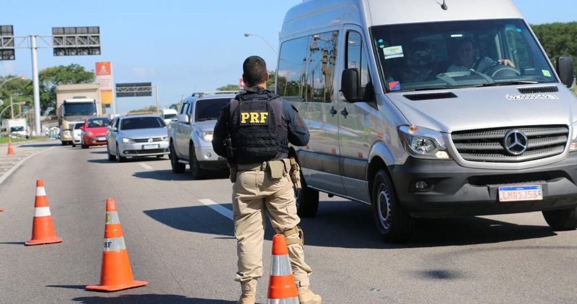 Rodovias federais têm segurança reforçada no feriado