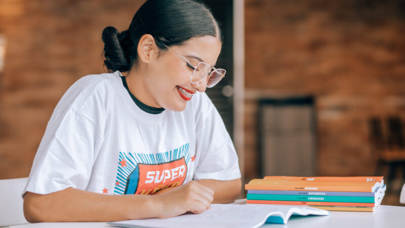 Sesc Goiás divulga edital do cursinho gratuito Super Médio