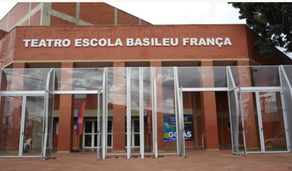 Basileu França abre vagas gratuitas para cursos técnico e superior