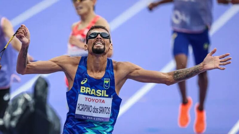 Júlio César Agripino é ouro e bate recorde mundial na corrida dos 5 km