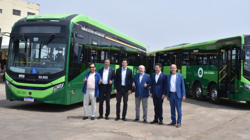 Lula inaugura sistema de BRT em Goiânia