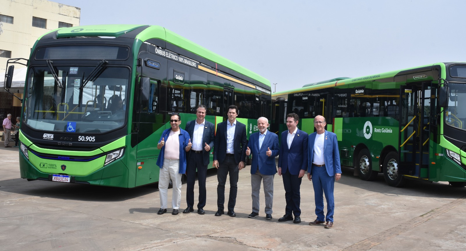 Lula inaugura sistema de BRT em Goiânia